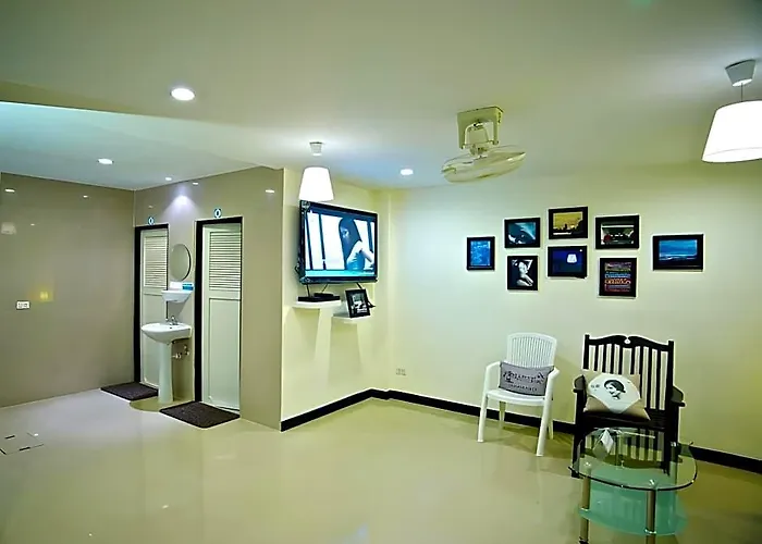 מלון House